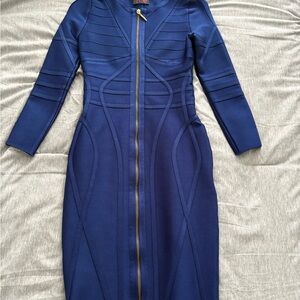 Hot MiamiStyles Elegant Zip-Front Bandage Dress in Deep Blue